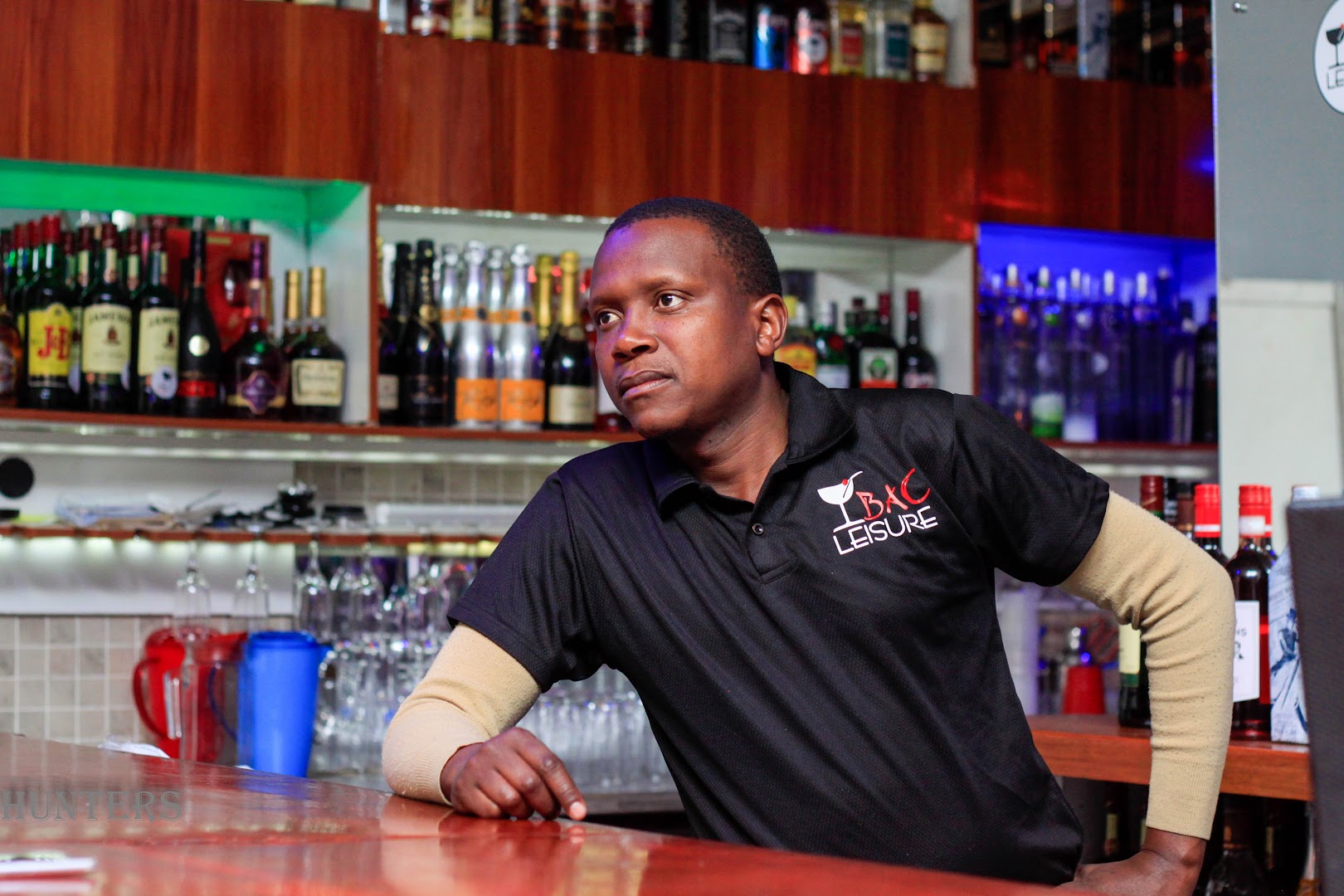 The Hangout (BAC): professional staff photo at bar