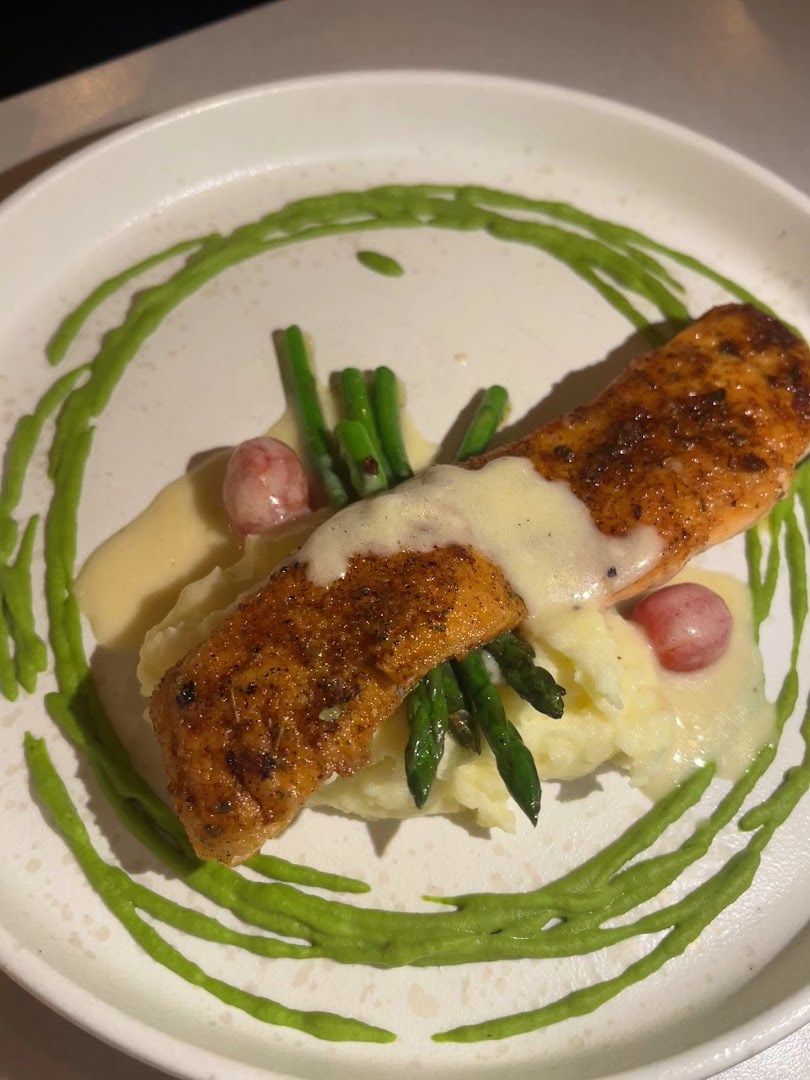 Cobblestone Restaurant: appetizing, high-quality food presentation