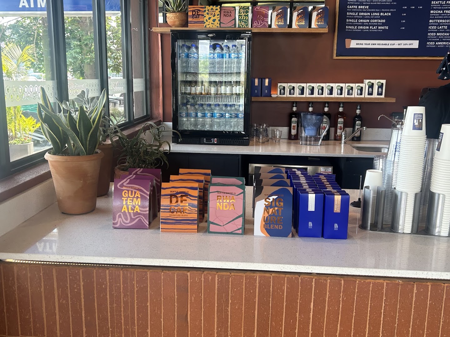 Seattle Coffee Company: clear photo of coffee products