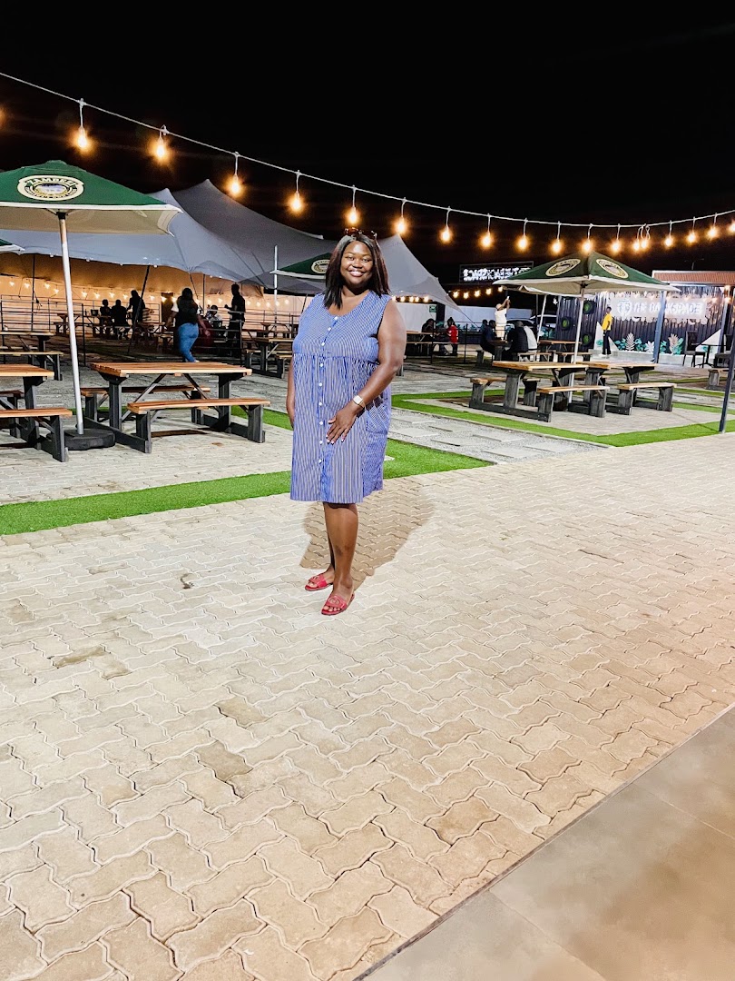 The Backspace Lounge, Grill & Bar: venue atmosphere and patrons