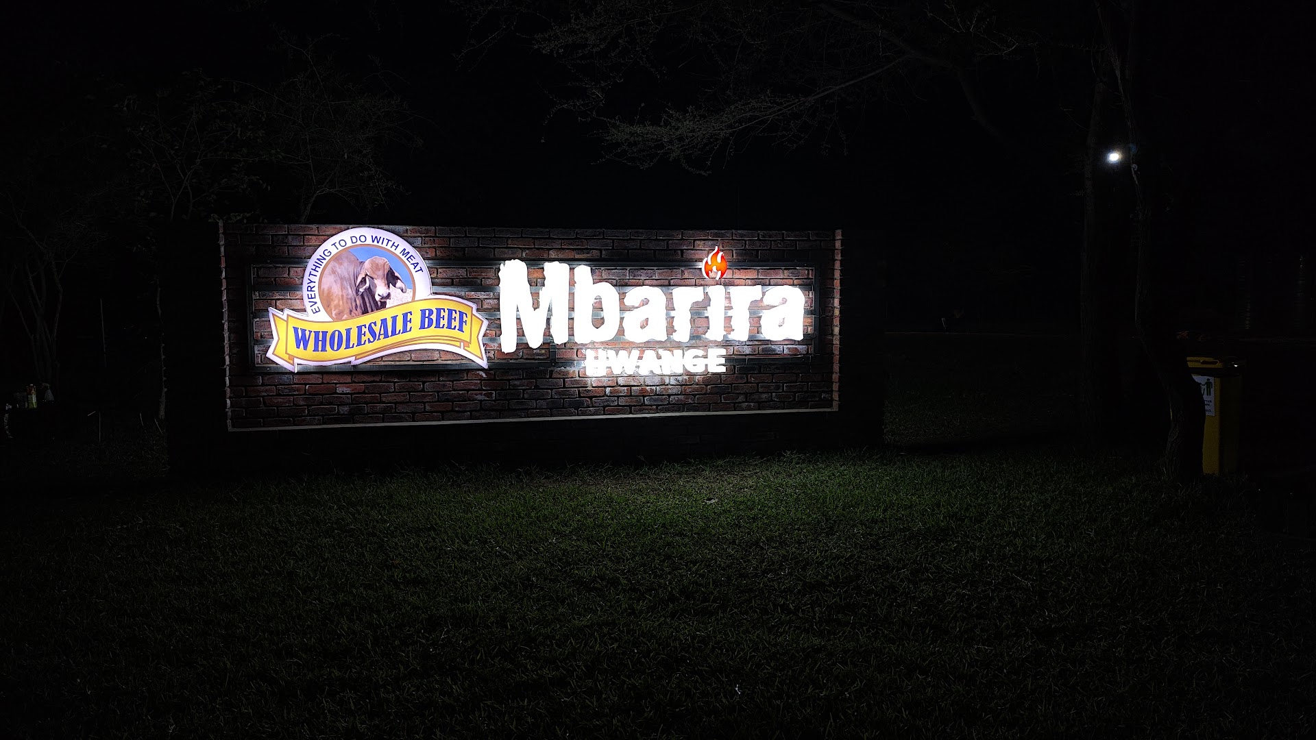 Mbarira: clear signage of the venue