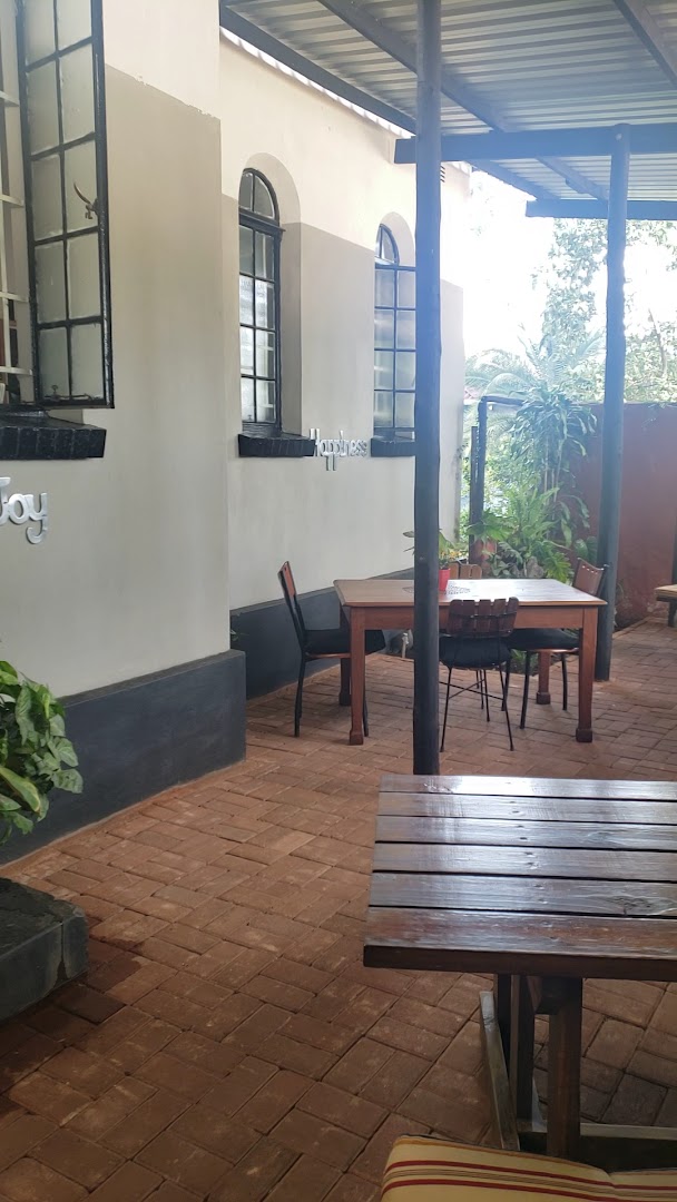Moira Jane's Blue Bird Cafe: inviting outdoor seating area shown