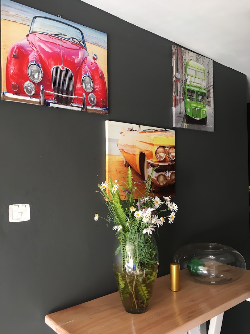 Café Retreat Mutare: venue interior and decor