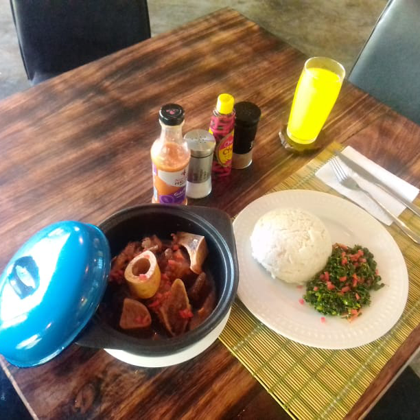 Café Retreat Mutare: appetizing food presentation and quality