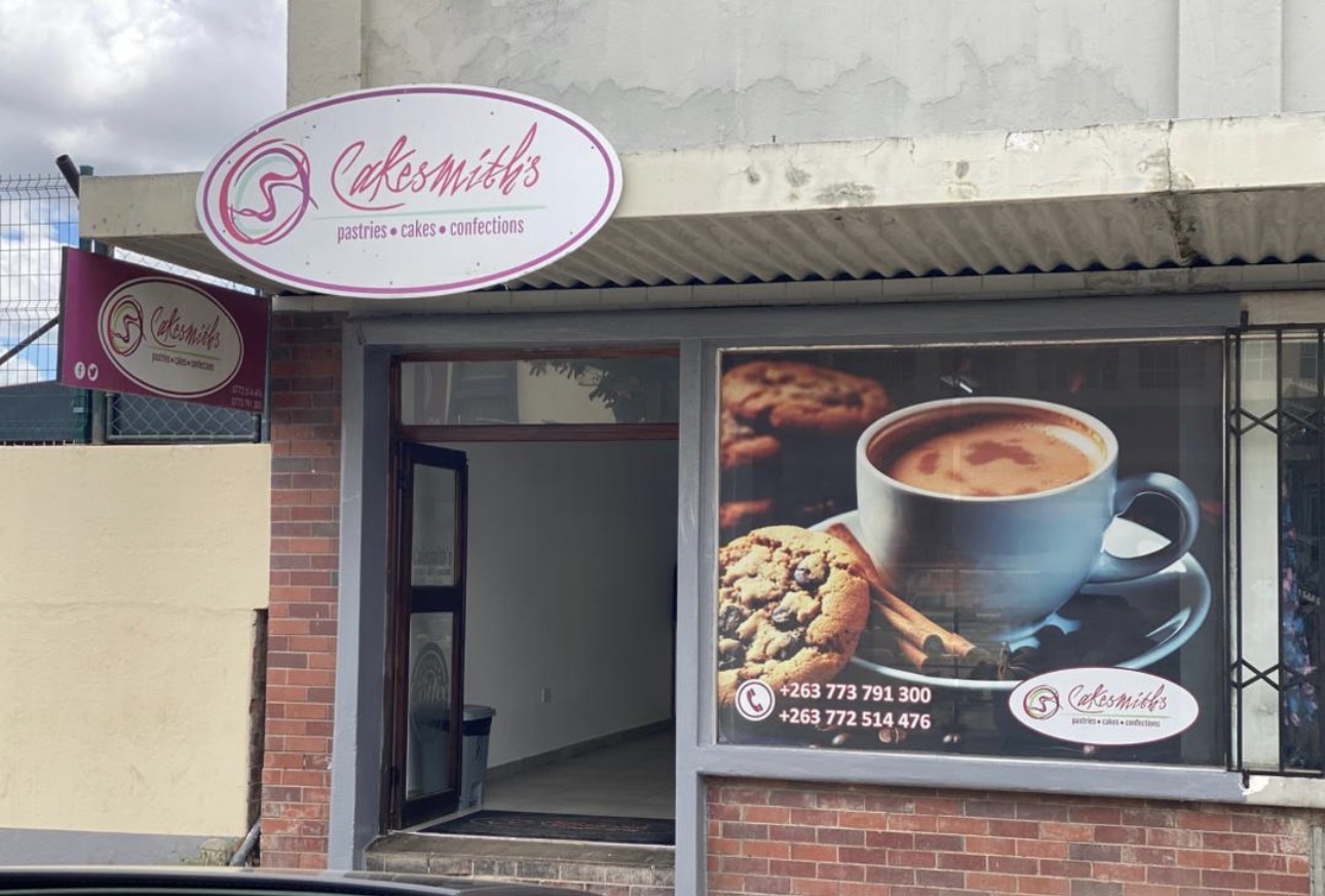 Cakesmiths Confections: clear storefront showing shop branding